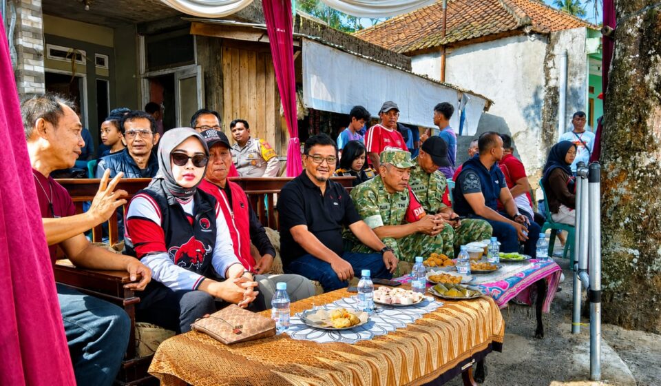 PDI Perjuangan Sumedang Gelar Turnamen Bola Voli Antar Desa se-Dapil Kota