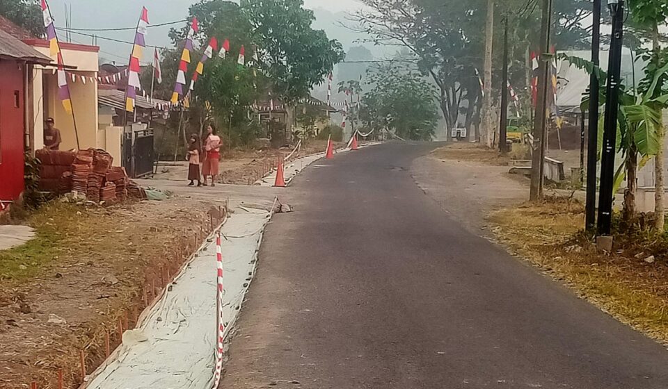 CV Sukagalih Garap Rekonstruksi Jalan Sindangtaman–Sukamantri, Kualitas Jadi Prioritas