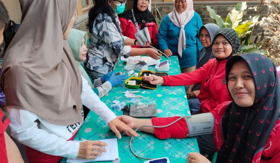 PDI Perjuangan Sumedang Turun ke Masyarakat, Perkuat Kerja Nyata