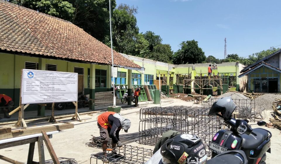 Revitalisasi SDN Padasuka III Berjalan Sesuai Progres, Pelaksana Pastikan Mutu Pekerjaan Terjaga